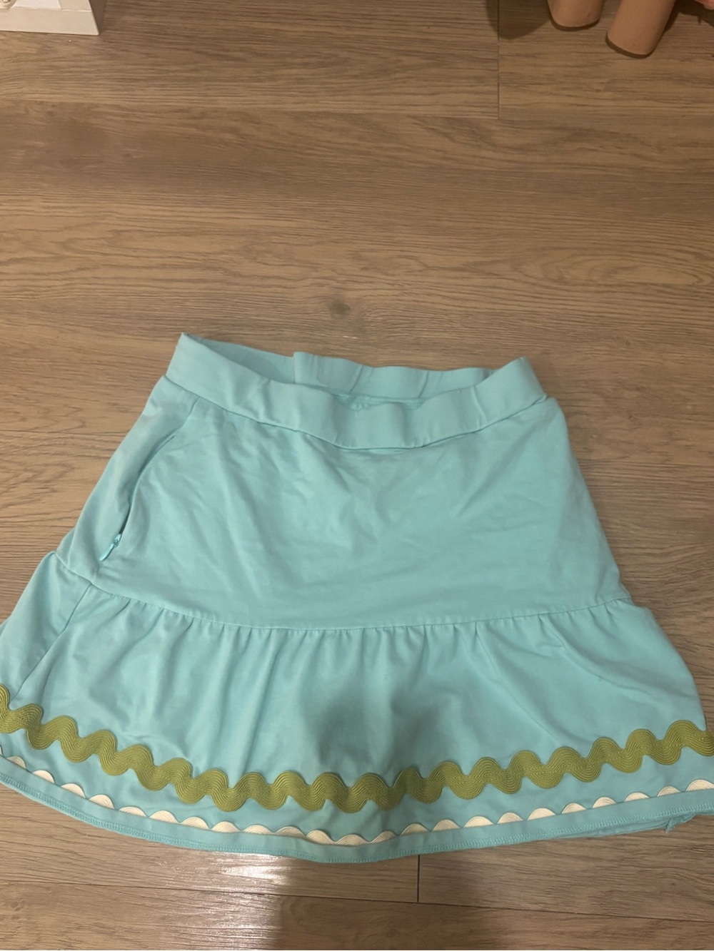 Spartina Jersey Flounce Skort - Aqua Haze
Size Small
Worn Once - Picture 3 of 5